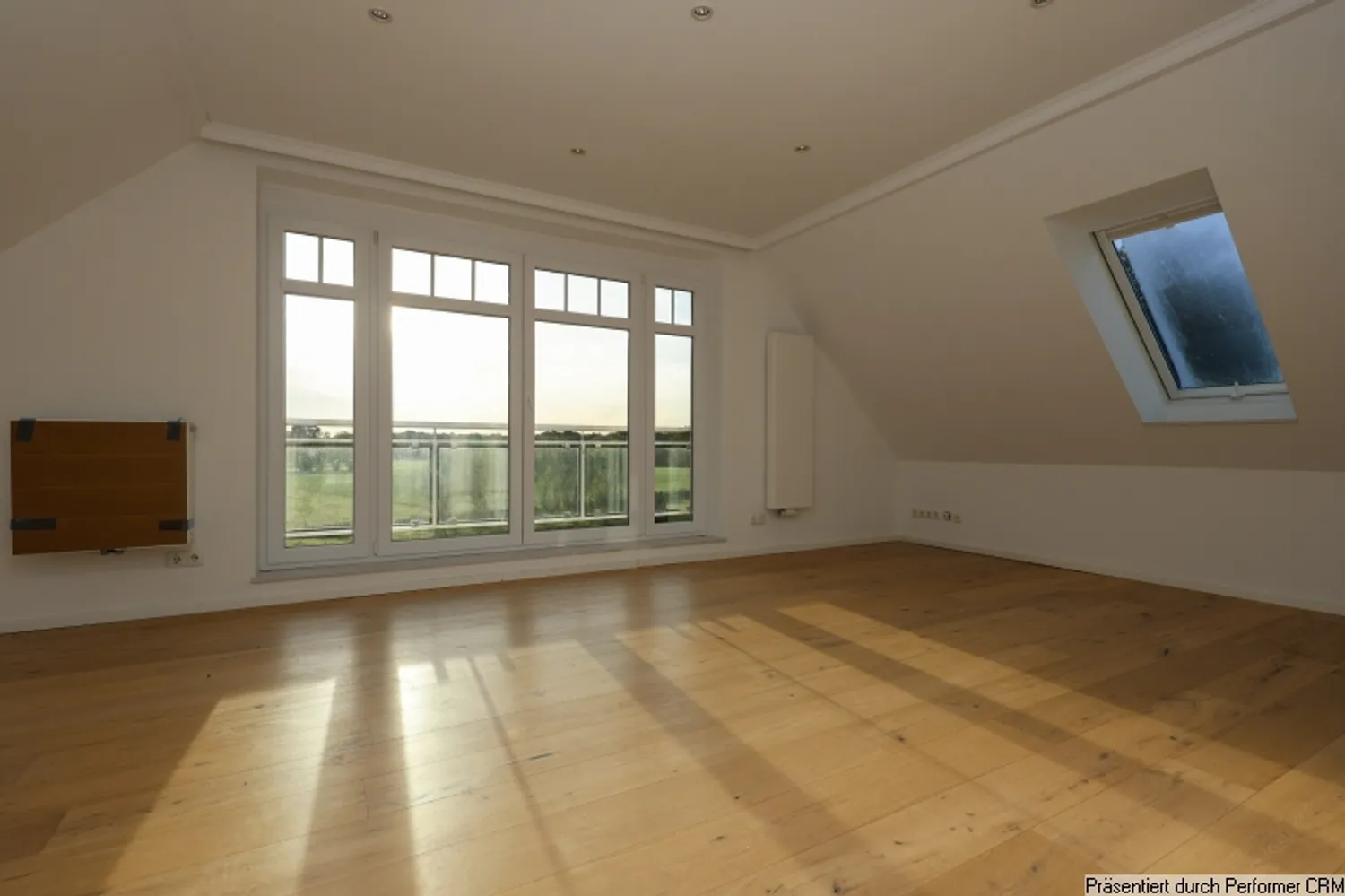 2 Zimmer Wohnung mit 69 m² in Pinneberg – Bild 2