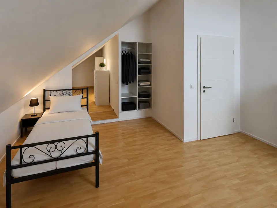 WG-Zimmer mit 214 m² in Bietigheim-Bissingen – Bild 2