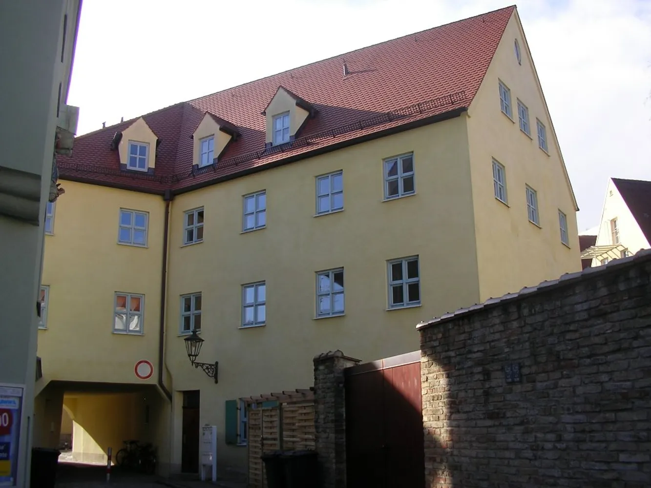 2 Zimmer Wohnung mit 56 m² in Augsburg – Bild 1