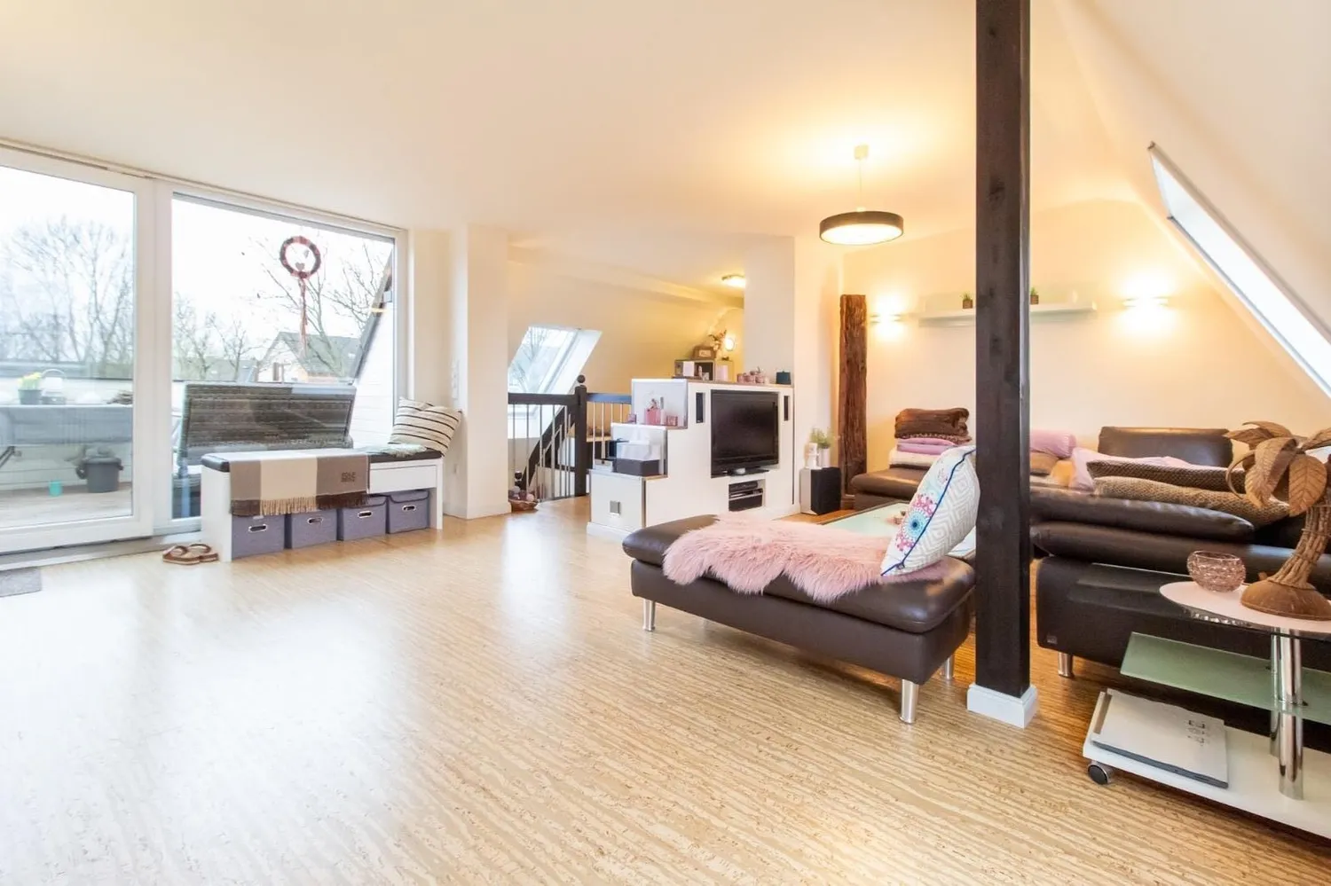 5 Zimmer Wohnung mit 150 m² in Hagen – Bild 1