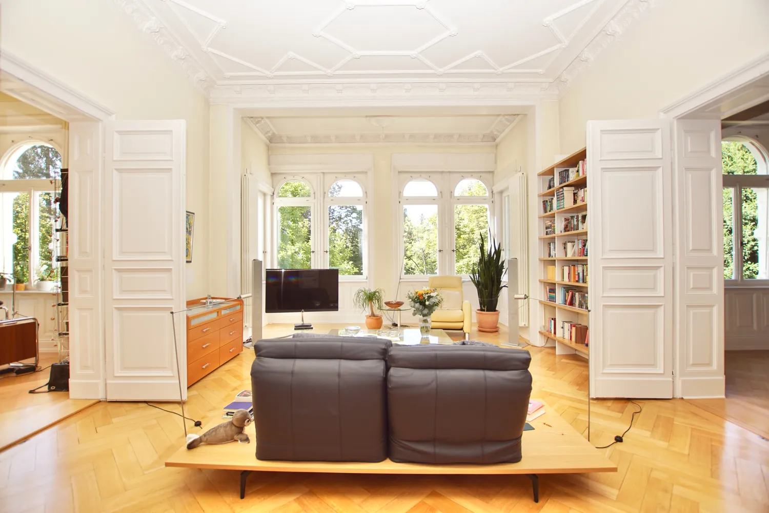5 Zimmer Wohnung mit 142 m² in Wiesbaden – Bild 3