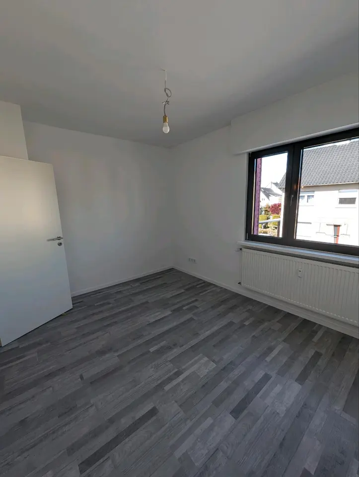 4 Zimmer Wohnung mit 90 m² in Rodgau – Bild 2