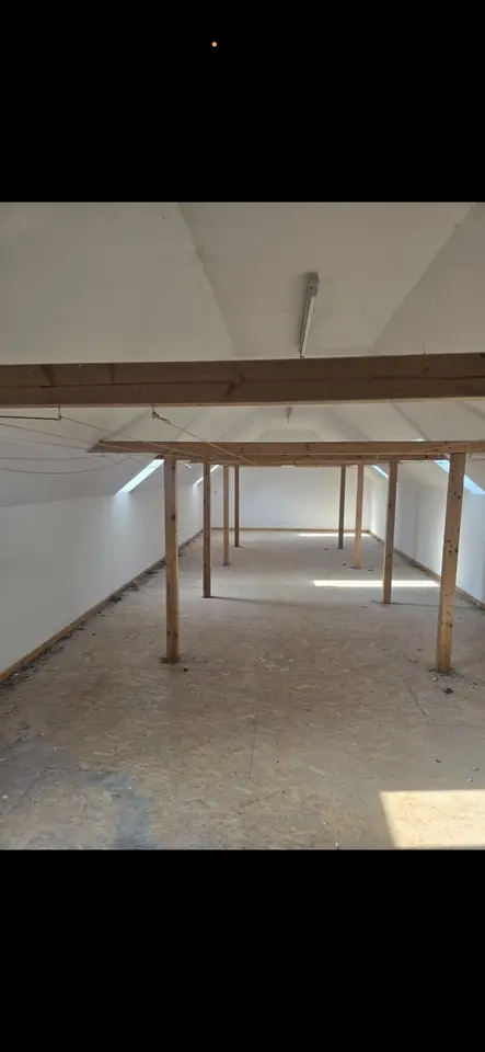 4 Zimmer Wohnung mit 130 m² in Duisburg – Bild 2