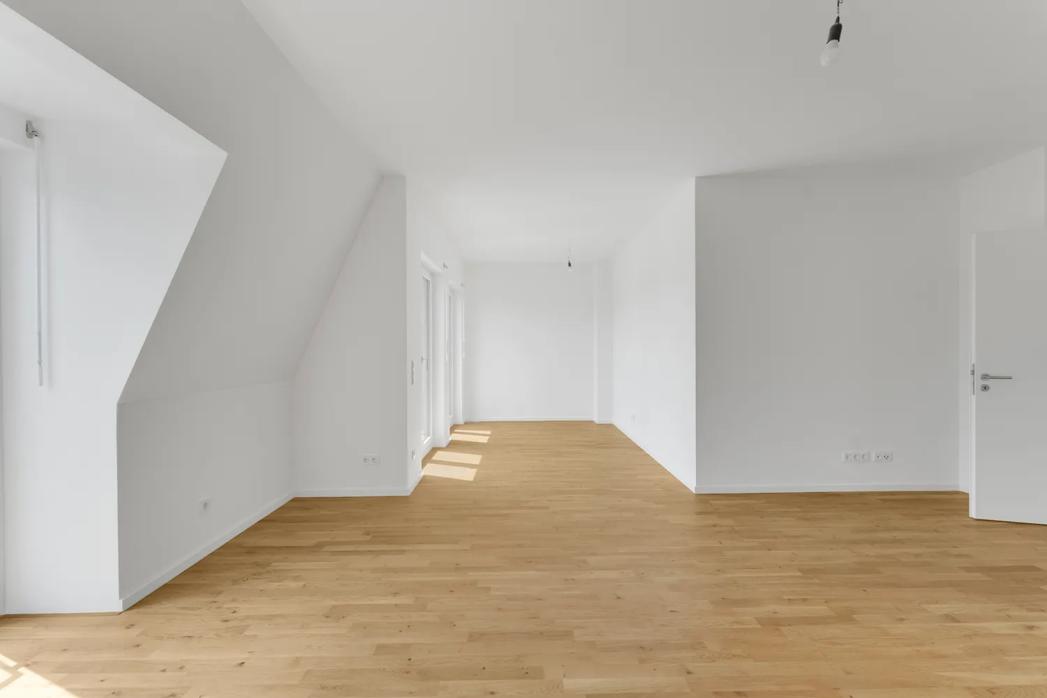 4 Zimmer Wohnung mit 136 m² in Leipzig – Bild 2