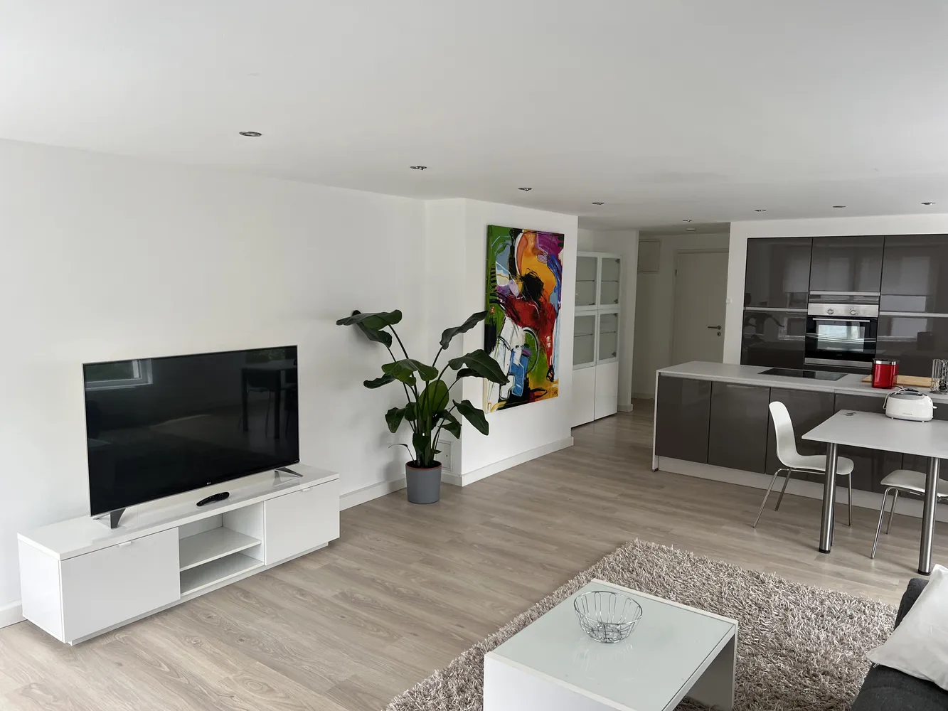 2 Zimmer Wohnung mit 67 m² in Kaiserslautern – Bild 2