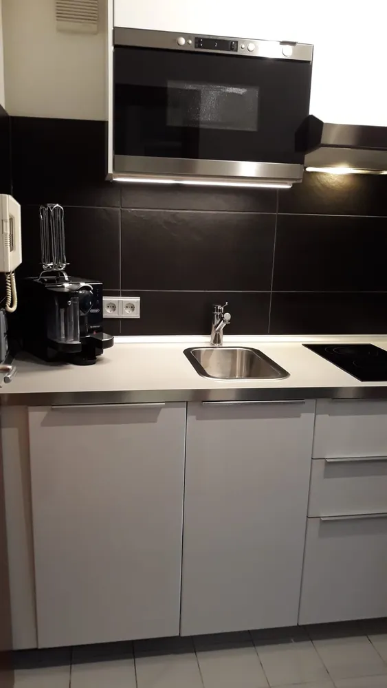 1 room apartment with 32 m² in Stuttgart – Photo 2