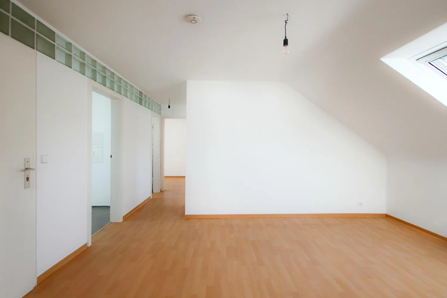 4 Zimmer Wohnung mit 81 m² in Stuttgart – Bild 1