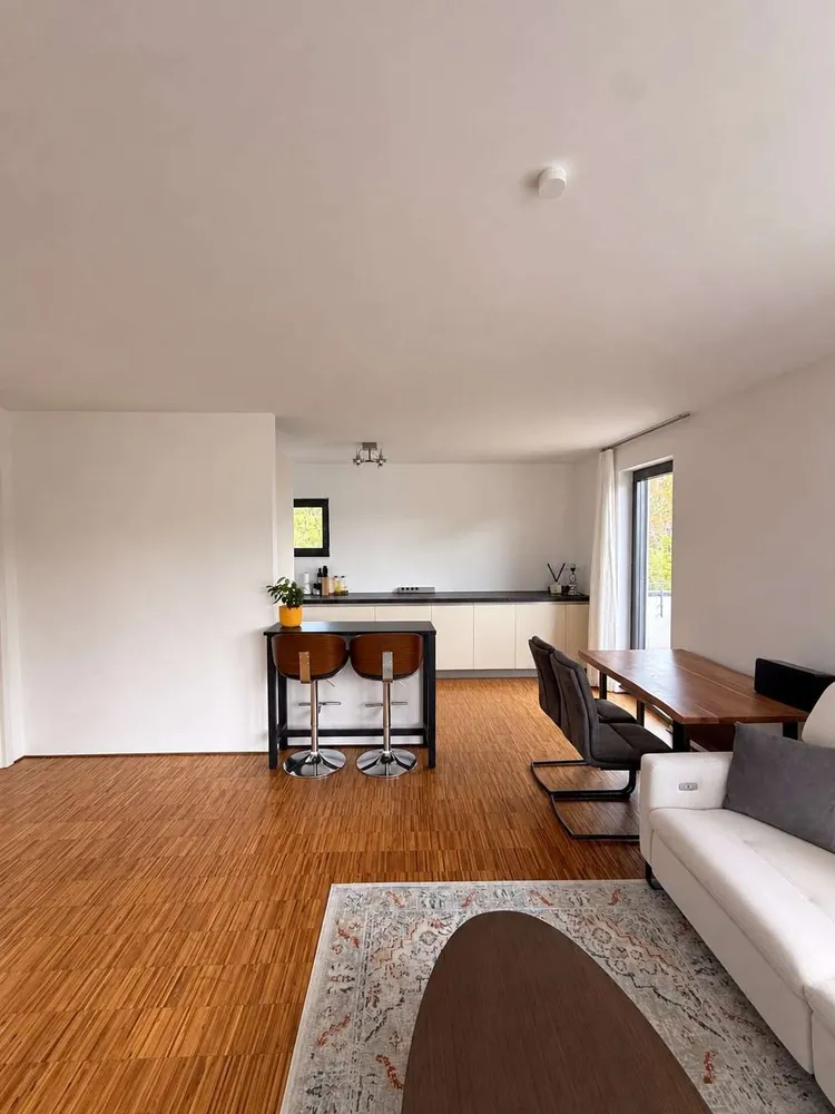 2 Zimmer Wohnung mit 94 m² in Wiesbaden – Bild 3