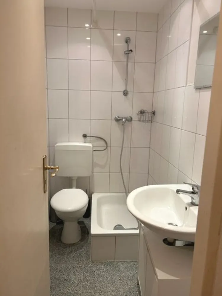 1 Zimmer Wohnung mit 30 m² in Frankfurt am Main – Bild 4