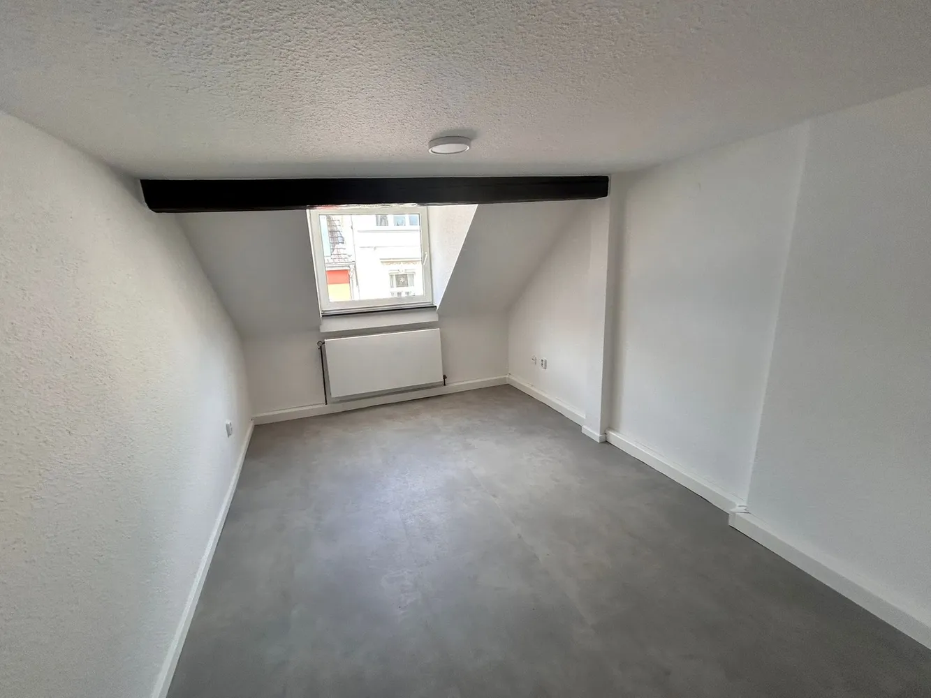 1 Zimmer Wohnung mit 50 m² in Köln – Bild 2