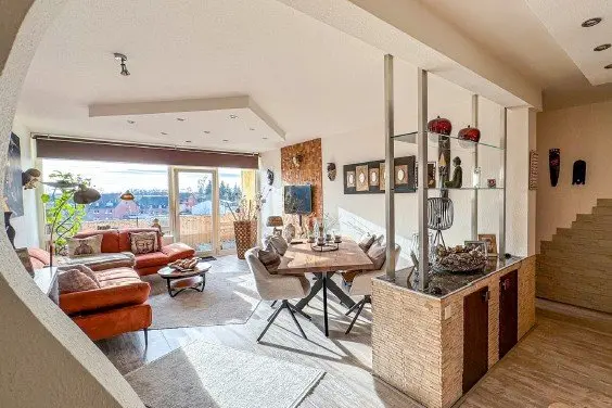 3 Zimmer Wohnung mit 86 m² in Neuss – Bild 2