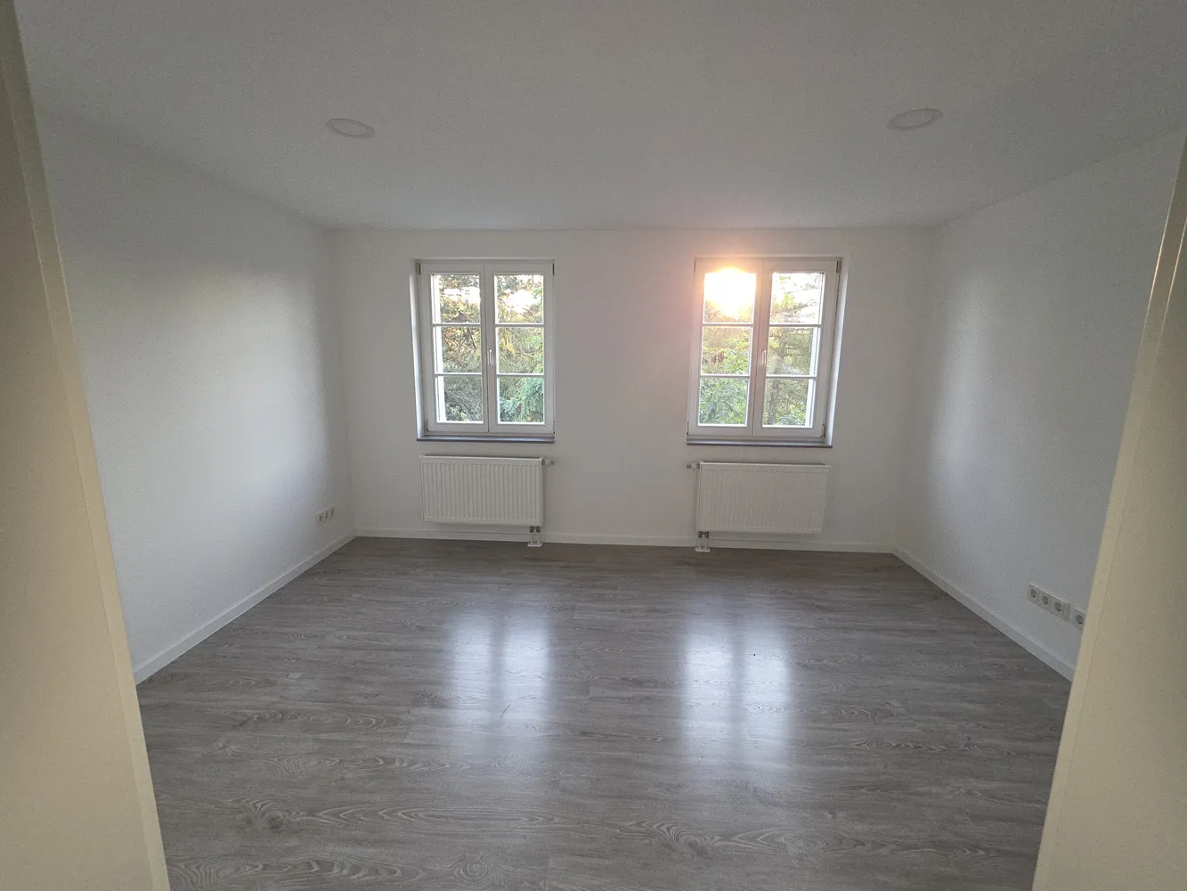 6 Zimmer Wohnung mit 177 m² in Naumburg (Saale) – Bild 1