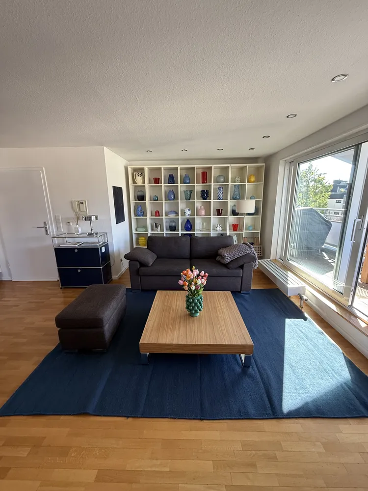 2 room apartment with 93 m² in Frankfurt am Main – Photo 2