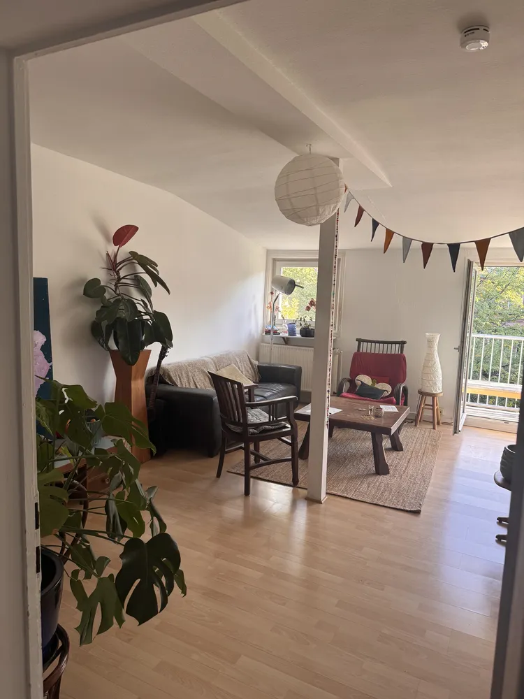 3 room apartment with 90 m² in Wiesbaden – Photo 1