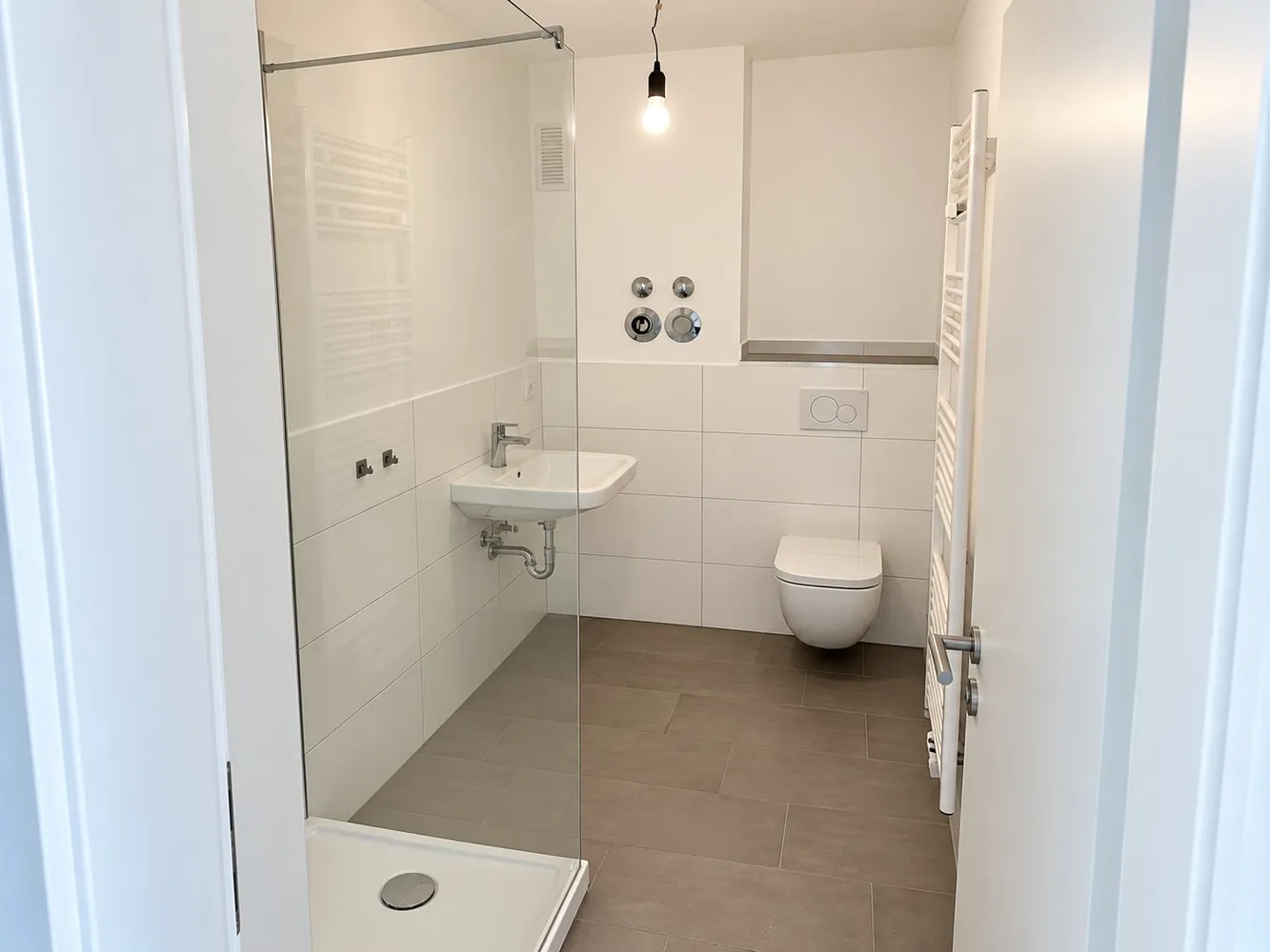 1 Zimmer Wohnung mit 30 m² in Köln – Bild 10