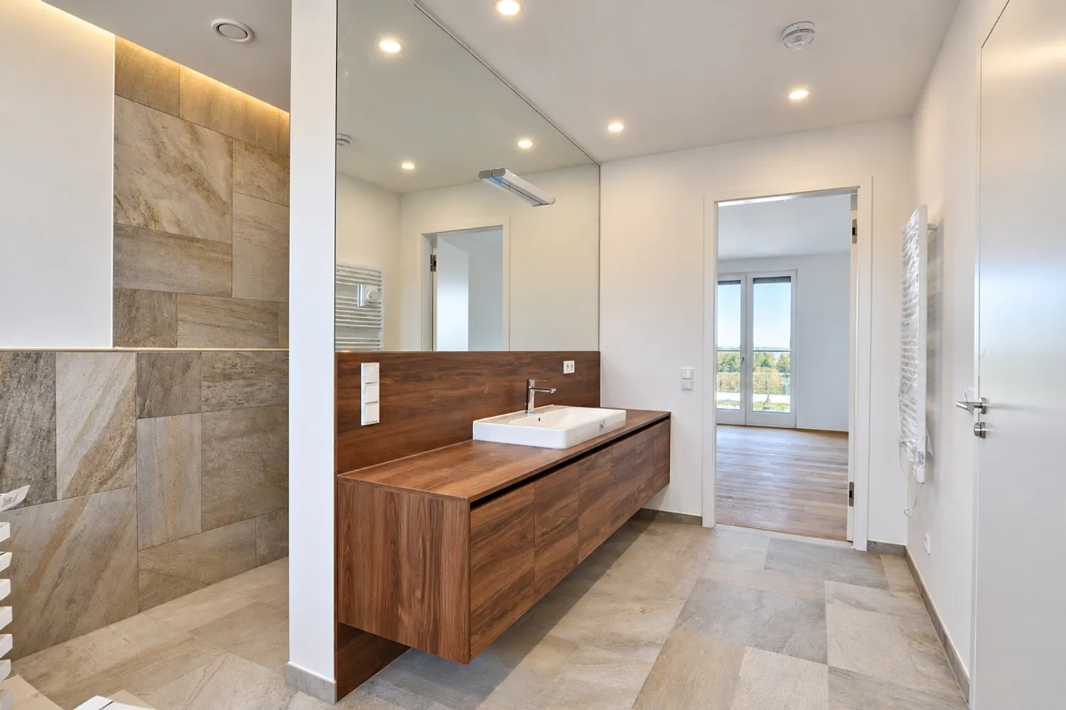 4 Zimmer Wohnung mit 226 m² in Leipzig – Bild 9
