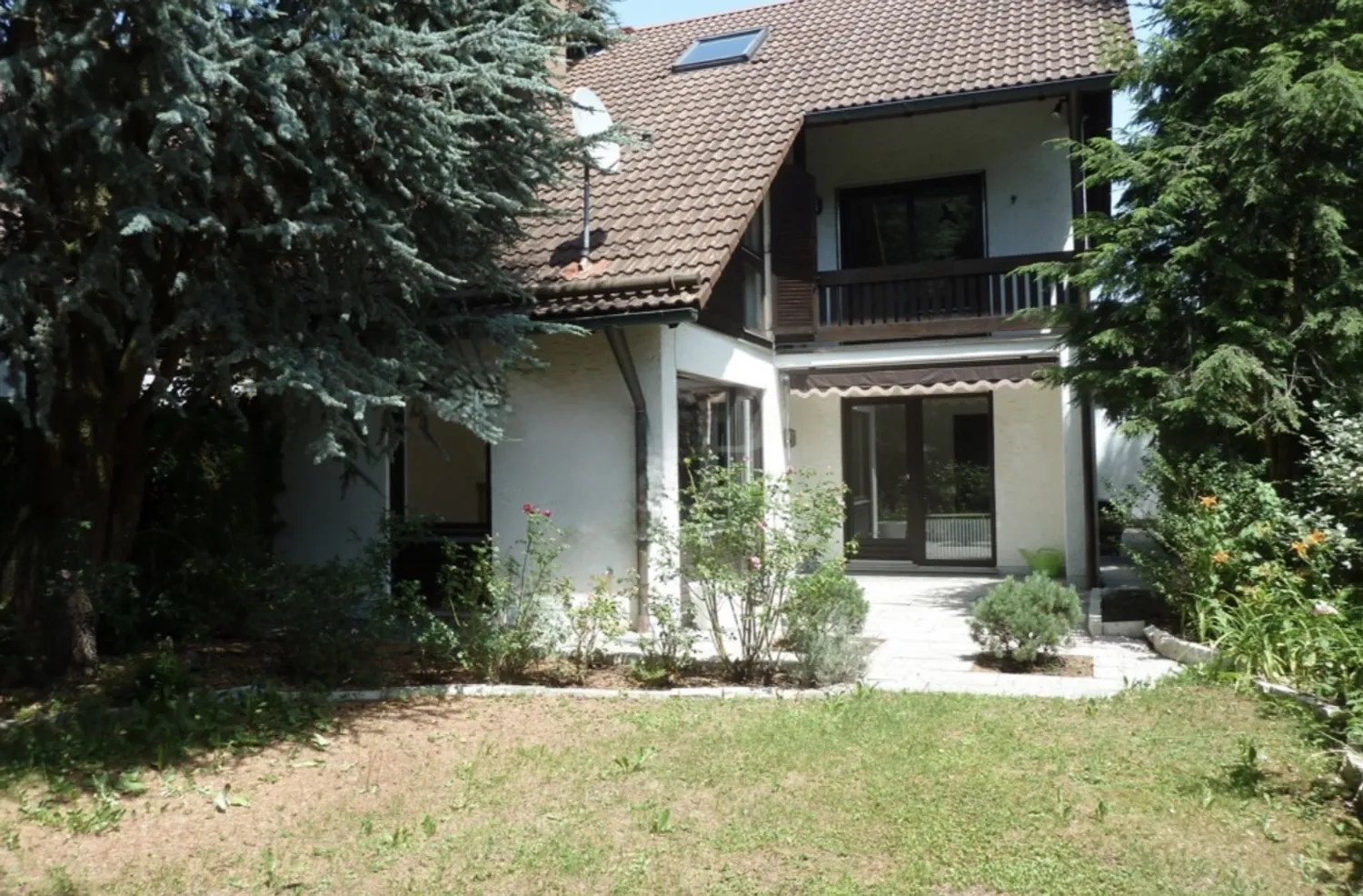 5 Zimmer Haus mit 142 m² in Germering – Bild 1