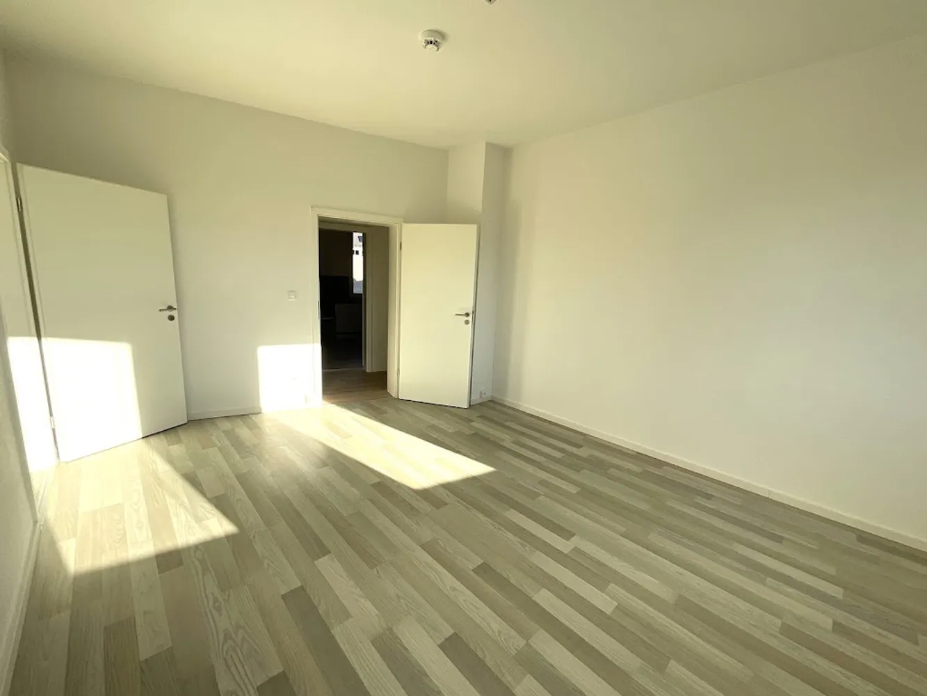 5 Zimmer Wohnung mit 108 m² in Nürnberg – Bild 7