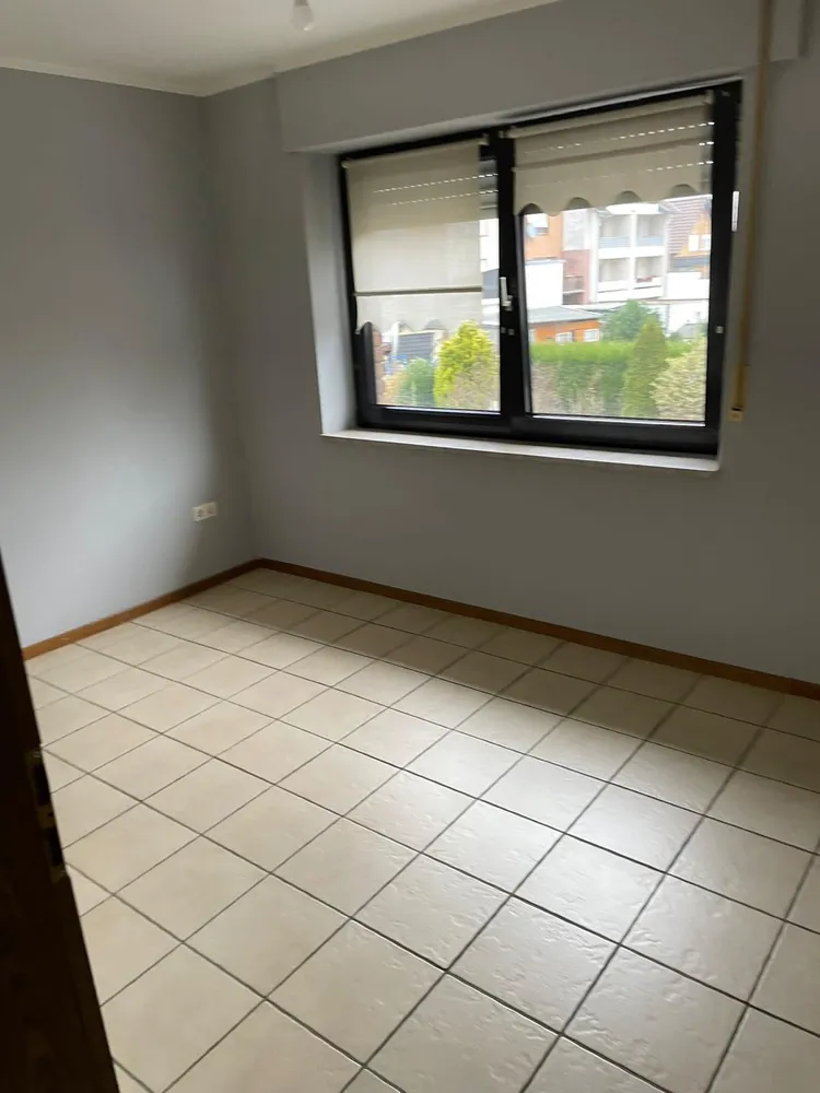 3 Zimmer Wohnung mit 100 m² in Kerpen – Bild 2