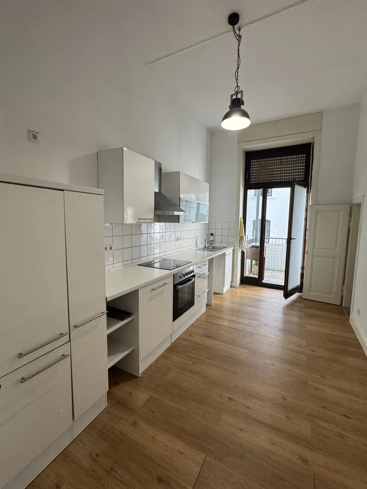 3 Zimmer Wohnung mit 98 m² in Wiesbaden – Bild 4