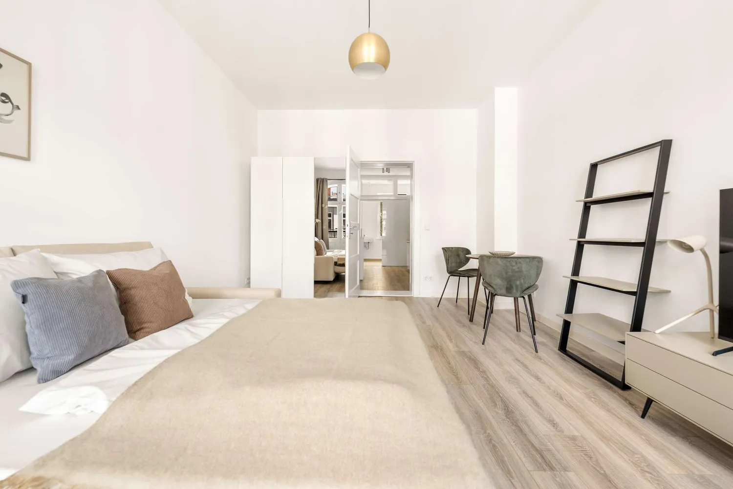 1 room apartment with 39 m² in Berlin – Photo 10