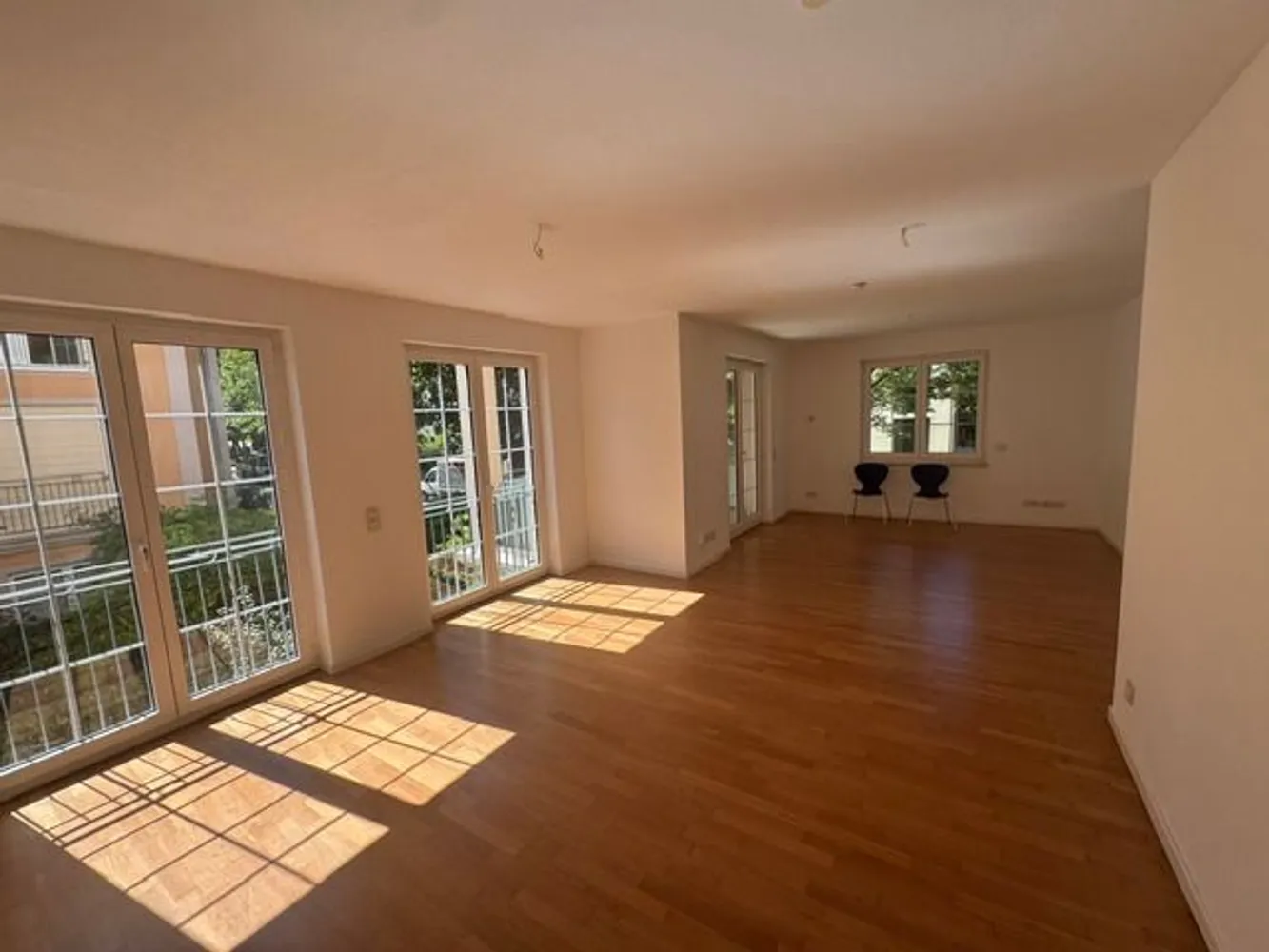 4 Zimmer Wohnung mit 133 m² in Freiburg im Breisgau – Bild 1