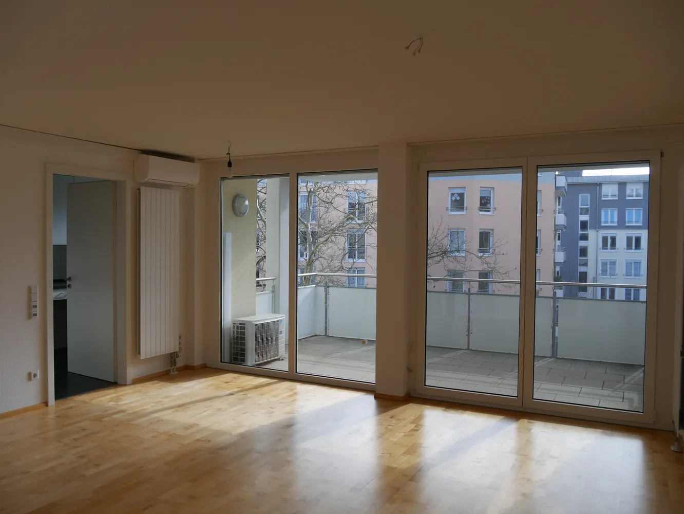 2 Zimmer Wohnung mit 70 m² in Karlsruhe – Bild 1