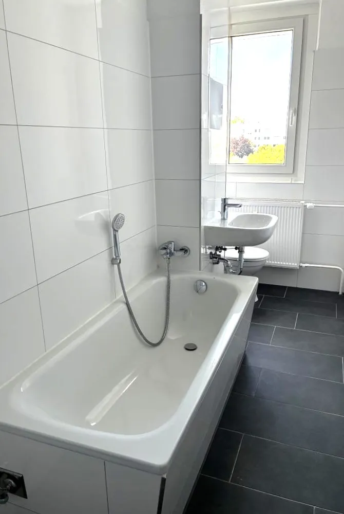 2 Zimmer Wohnung mit 52 m² in Halle (Saale) – Bild 7