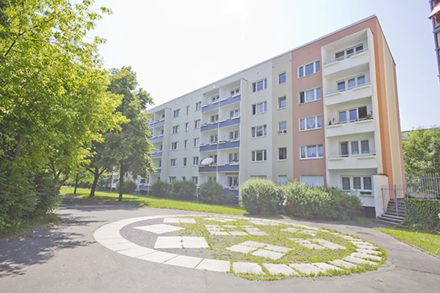 2 Zimmer Wohnung mit 41 m² in Halle (Saale) – Bild 2