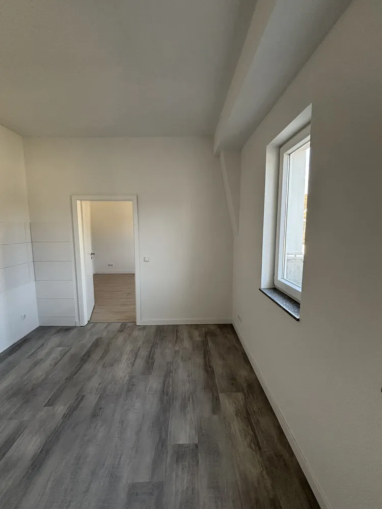 2 room apartment with 70 m² in Leverkusen – Photo 3