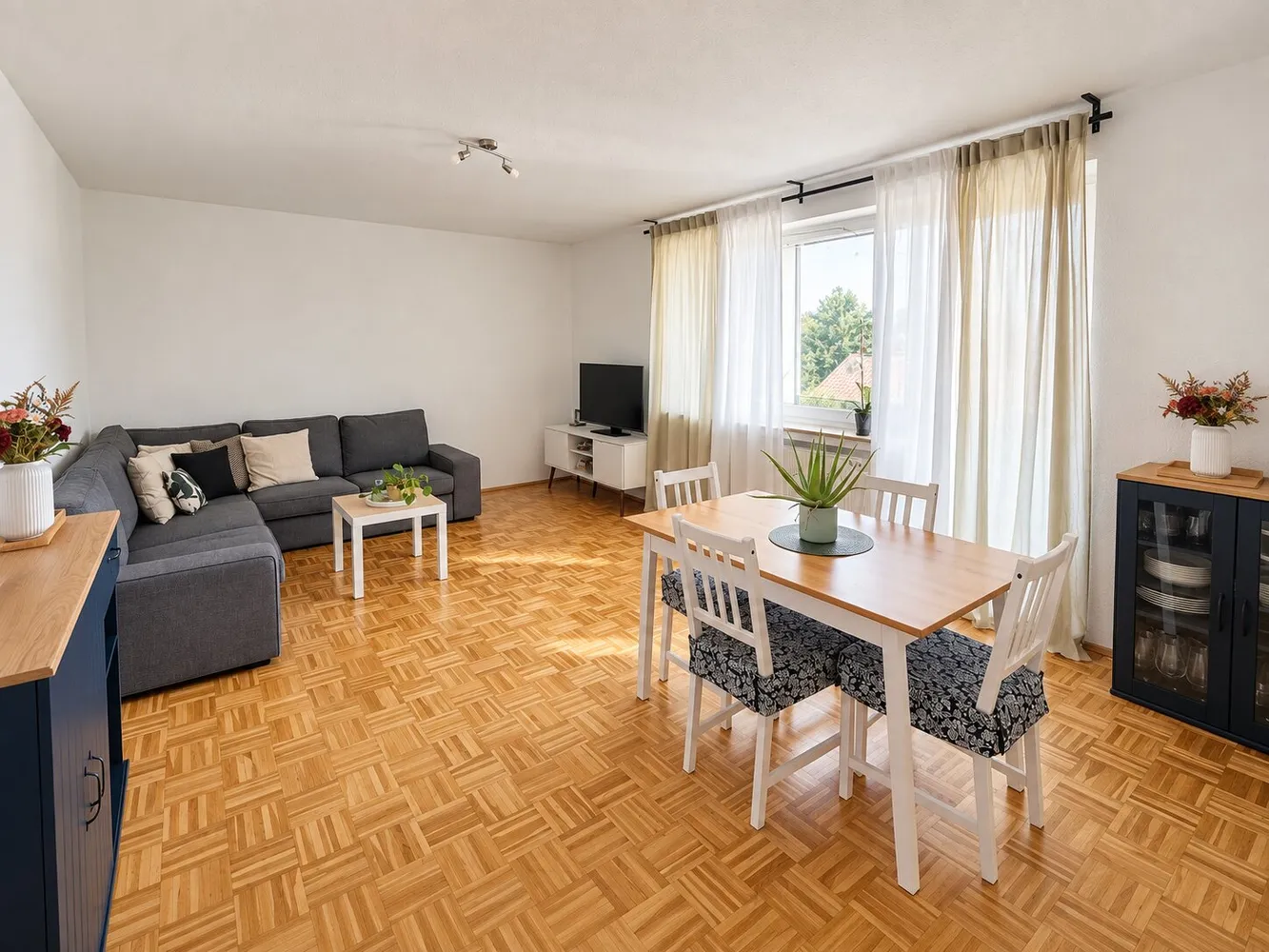 3 Zimmer Wohnung mit 75 m² in Oldenburg – Bild 2
