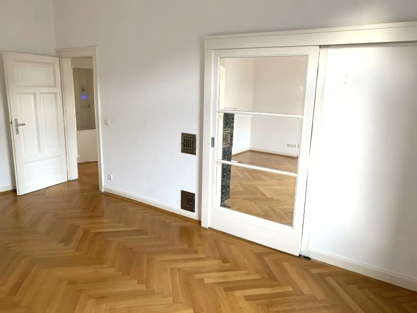 2 room apartment with 60 m² in Frankfurt am Main – Photo 6