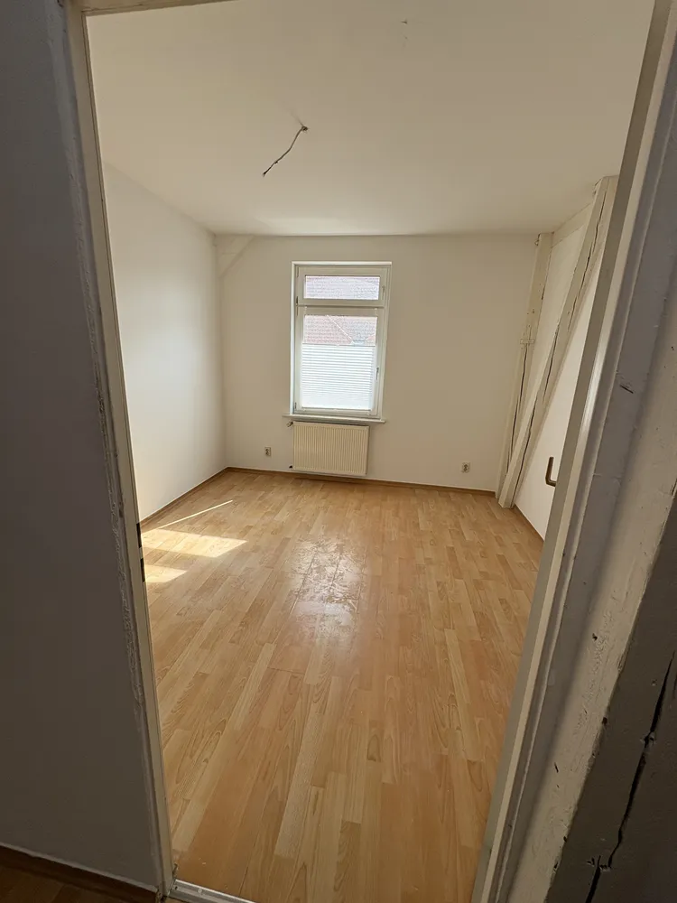4 Zimmer Wohnung mit 100 m² in Halle (Saale) – Bild 6