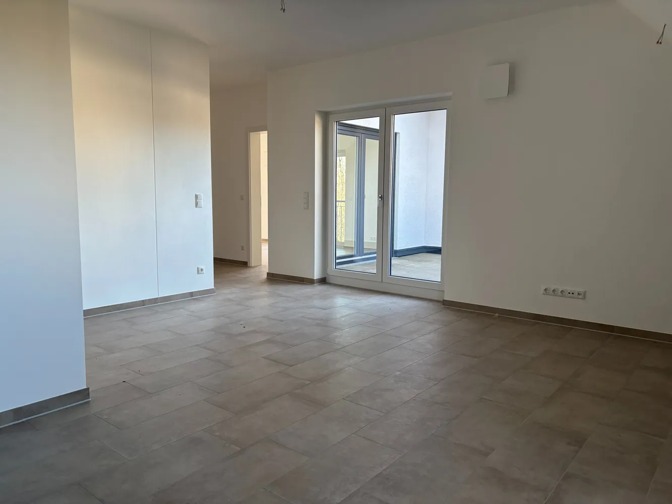 2 Zimmer Wohnung mit 65 m² in München – Bild 6