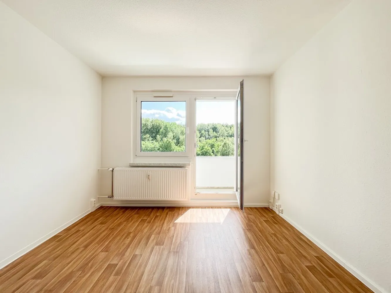 5 Zimmer Wohnung mit 84 m² in Chemnitz – Bild 2