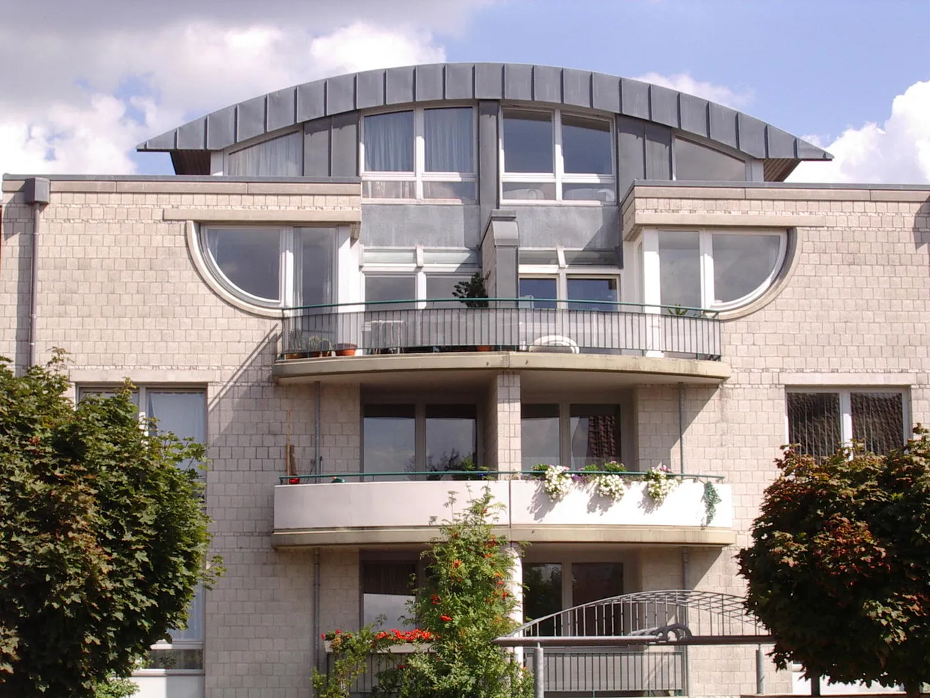 2 Zimmer Wohnung mit 83 m² in Hannover – Bild 3