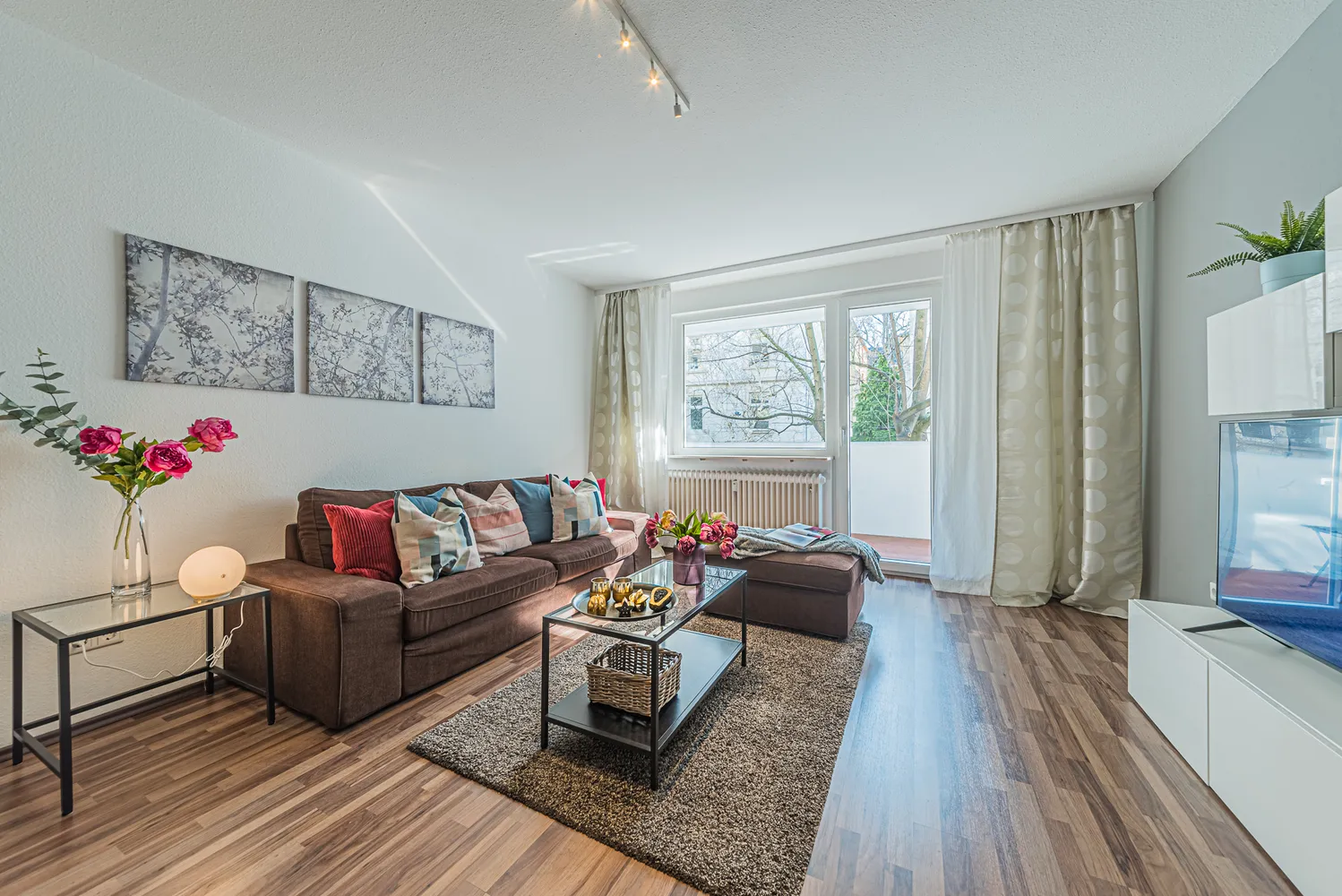 3 Zimmer Wohnung mit 82 m² in Frankfurt am Main – Bild 1
