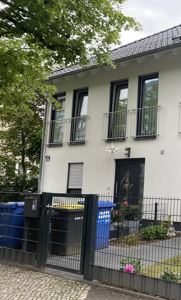 5 Zimmer Haus mit 145 m² in Berlin – Bild 2