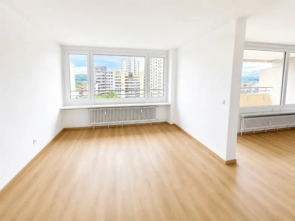 5 Zimmer Wohnung mit 133 m² in Leonberg – Bild 1