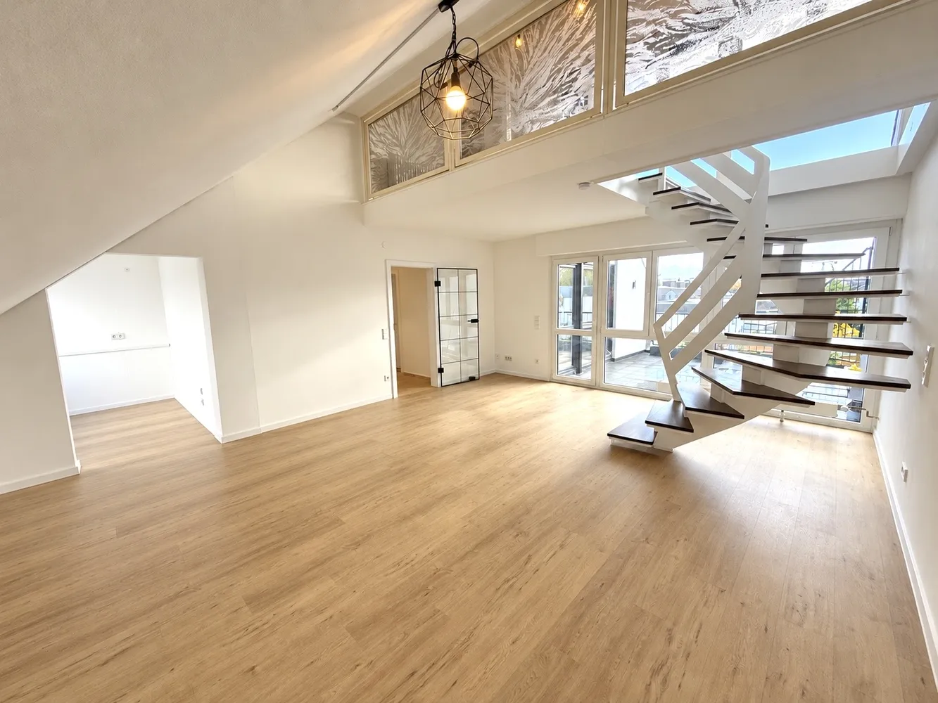 4 Zimmer Wohnung mit 120 m² in Neuwied – Bild 12