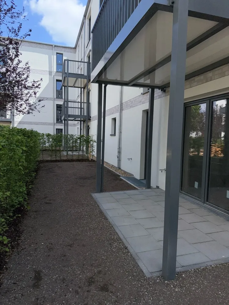 2 Zimmer Wohnung mit 60 m² in Düsseldorf – Bild 2