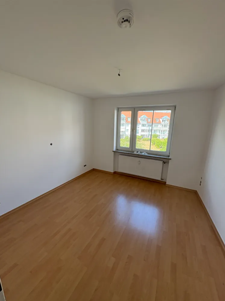 4 Zimmer Wohnung mit 103 m² in Regensburg – Bild 3