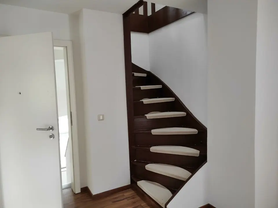 4 Zimmer Wohnung mit 113 m² in Altenburg – Bild 10