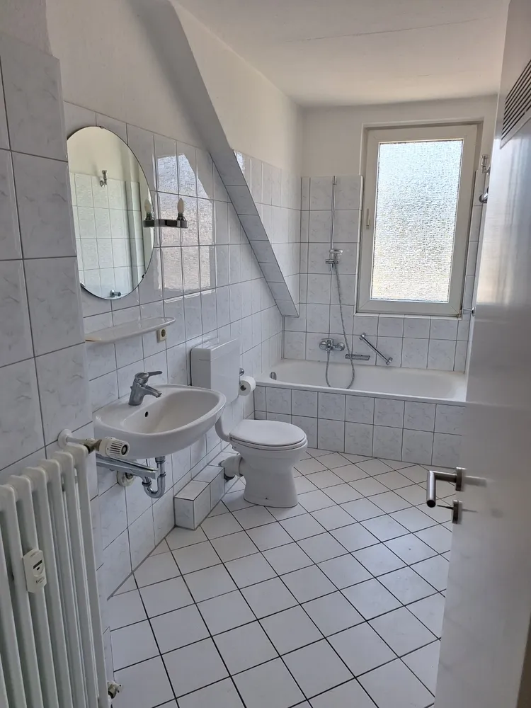 3 Zimmer Wohnung mit 71 m² in Düsseldorf – Bild 3