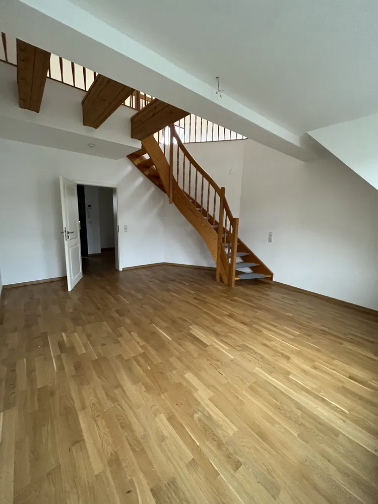 4 Zimmer Wohnung mit 98 m² in Leipzig – Bild 1