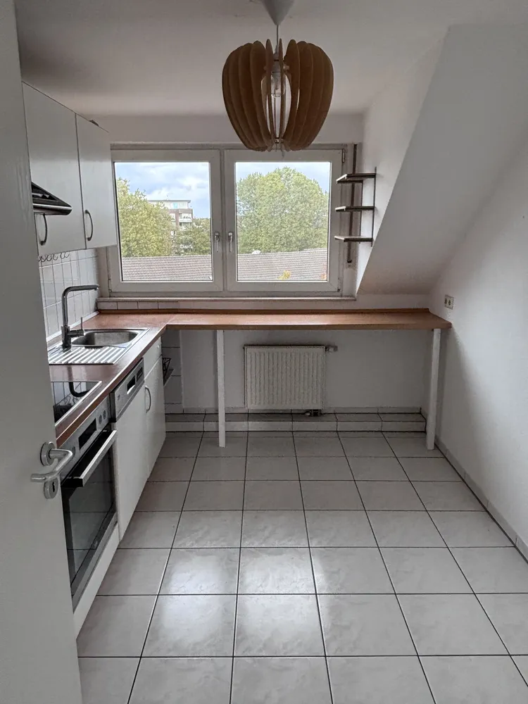 3 Zimmer Wohnung mit 79 m² in Düsseldorf – Bild 1
