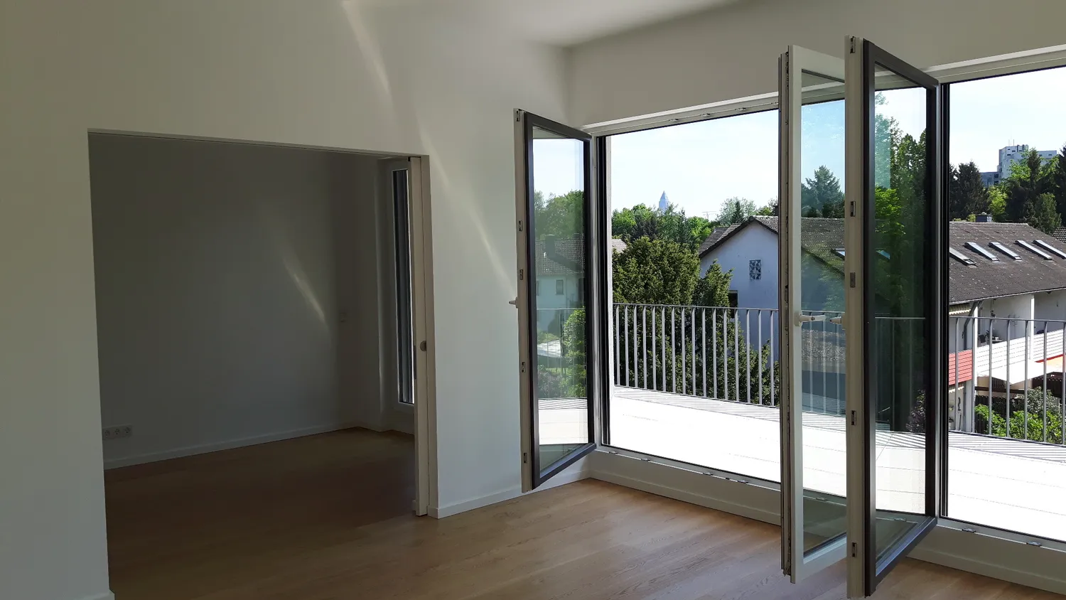 4 Zimmer Wohnung mit 125 m² in Frankfurt am Main – Bild 3