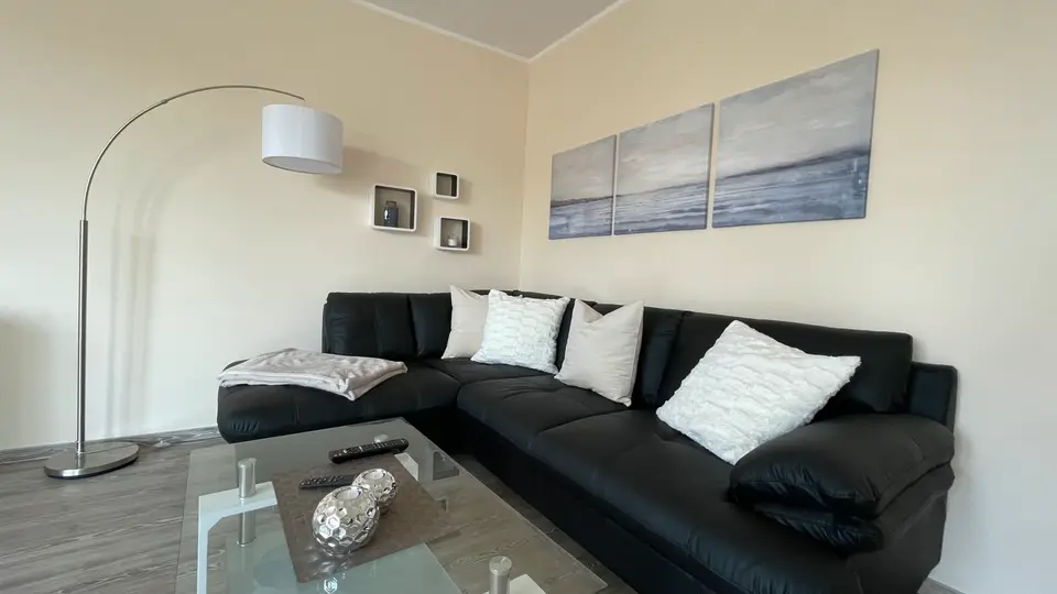 WG-Zimmer mit 57 m² in Monheim am Rhein – Bild 1