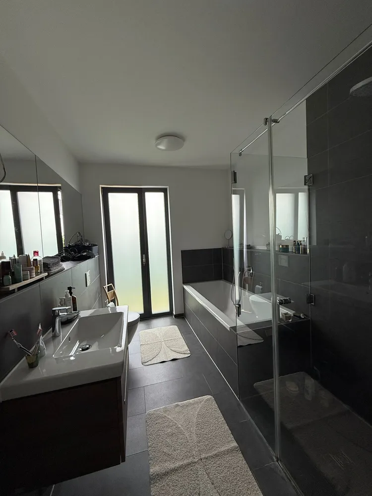 2 room apartment with 65 m² in Cologne – Photo 3