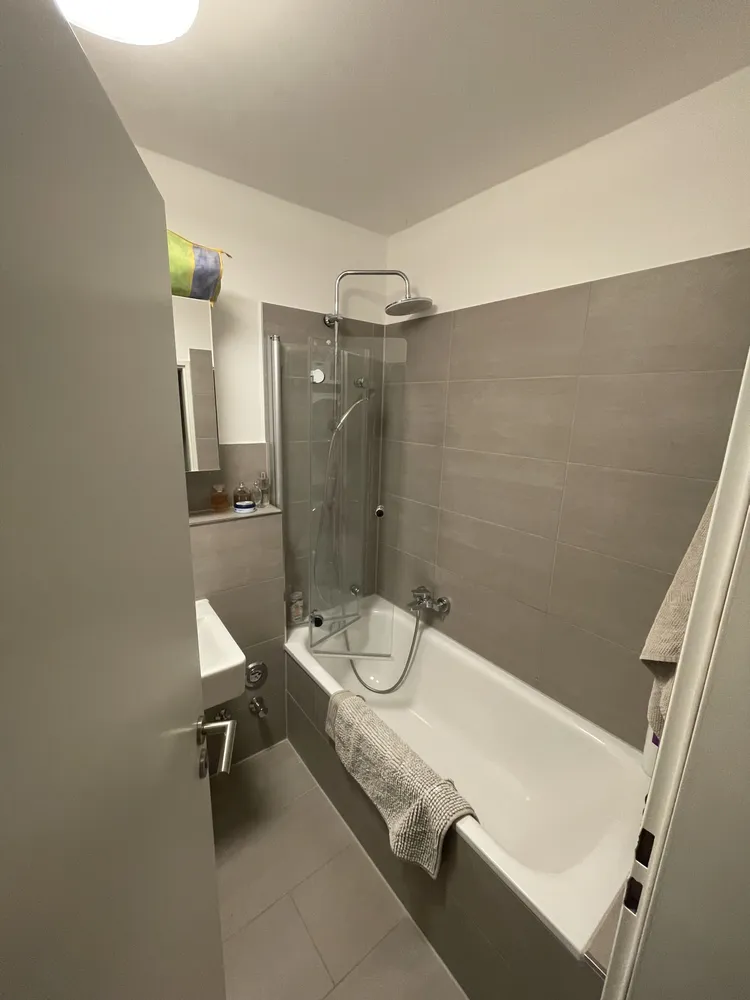 4 room apartment with 95 m² in Hamburg – Photo 4